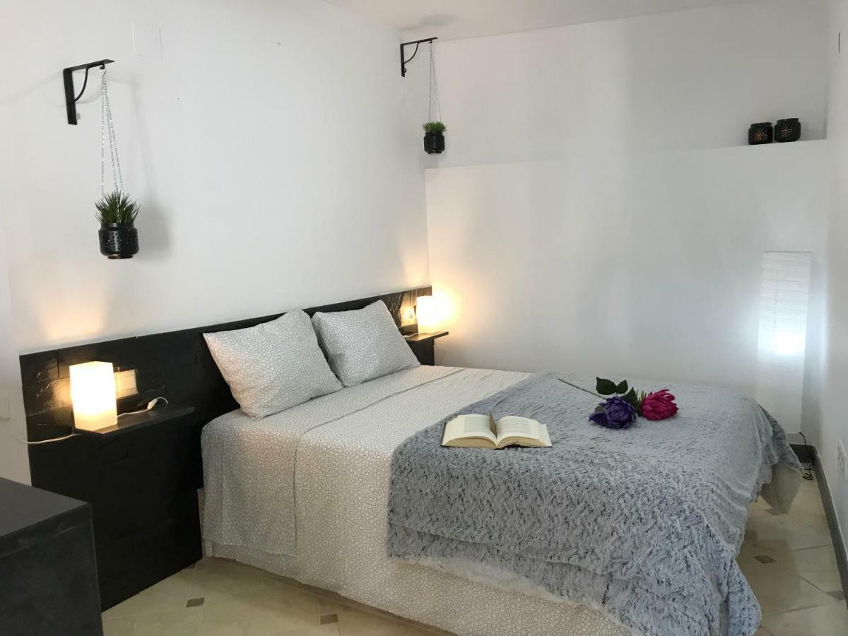 Appartement Loft Arco Del Cristo. à Caces Extérieur photo