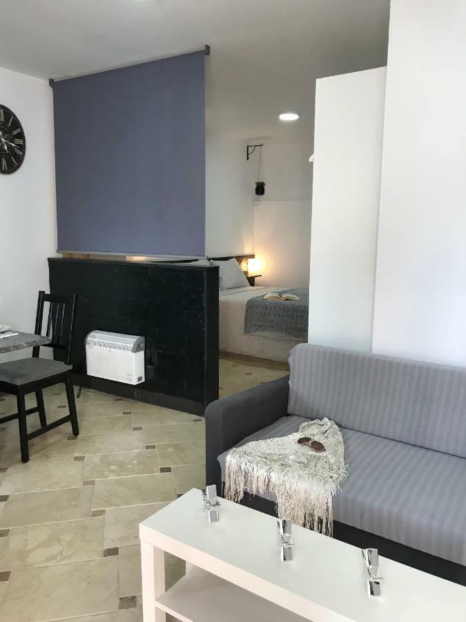 Appartement Loft Arco Del Cristo. à Caces Extérieur photo