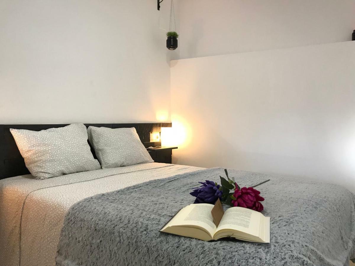 Appartement Loft Arco Del Cristo. à Caces Extérieur photo